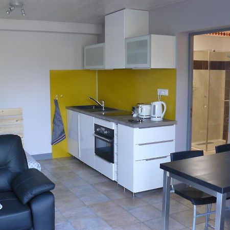 STUDIO ENTRE SAVINES ET EMBRUN PRES DU LAC DE SERREPONçON Crots Exterior foto