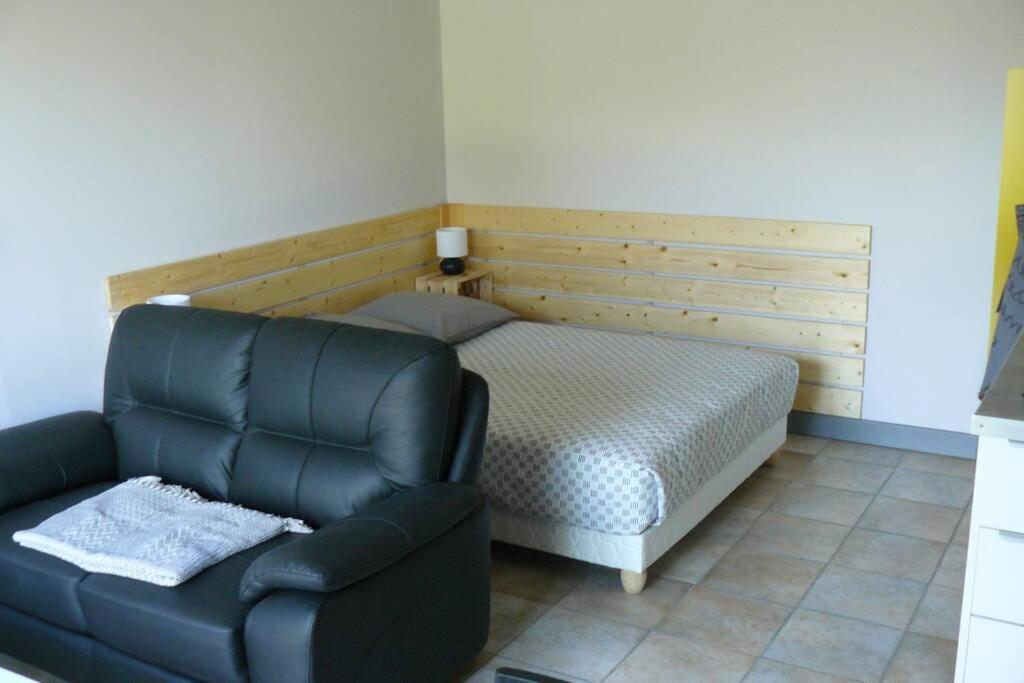 STUDIO ENTRE SAVINES ET EMBRUN PRES DU LAC DE SERREPONçON Crots Exterior foto