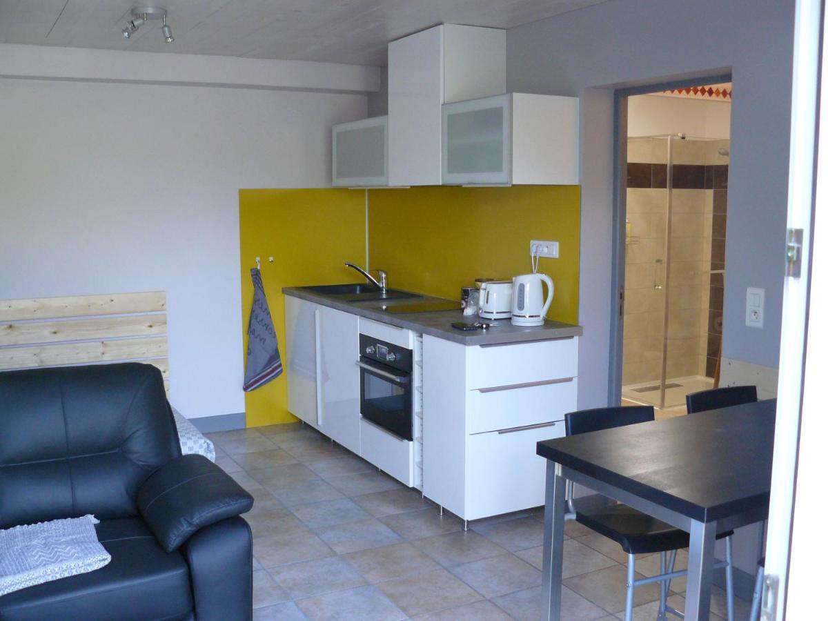 STUDIO ENTRE SAVINES ET EMBRUN PRES DU LAC DE SERREPONçON Crots Exterior foto